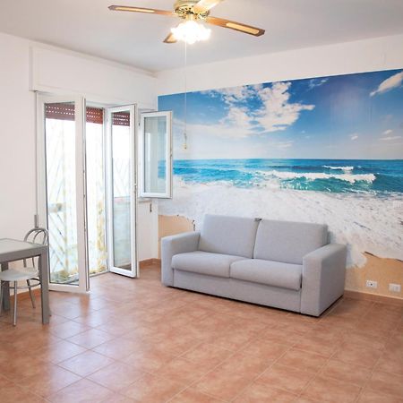 Portami A Sentire Le Onde Del Mare Apartment Bari Exterior photo